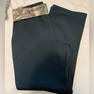 Under armour fleece pants